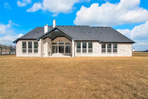 Van Alstyne, TX 75495,116 Cooper Lane