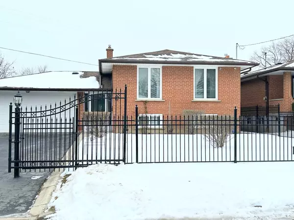 Mississauga, ON L4T 1K4,9 Sledman ST