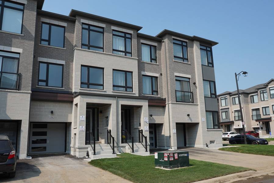 136 Tennant CIR, Vaughan, ON L4H 5L4