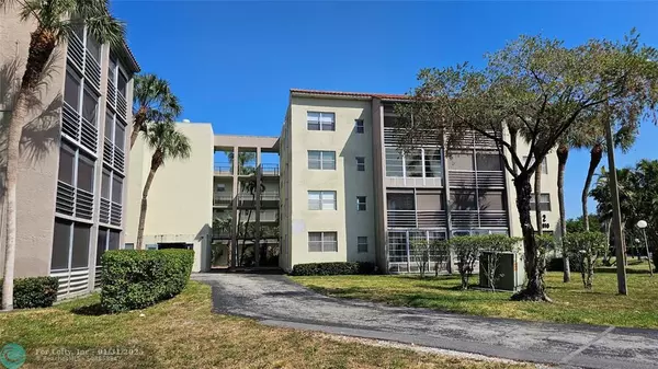 North Lauderdale, FL 33068,1810 SW 81 AVE  #2302