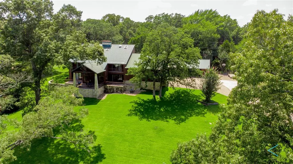 906 Valle Vista Drive, Athens, TX 75751