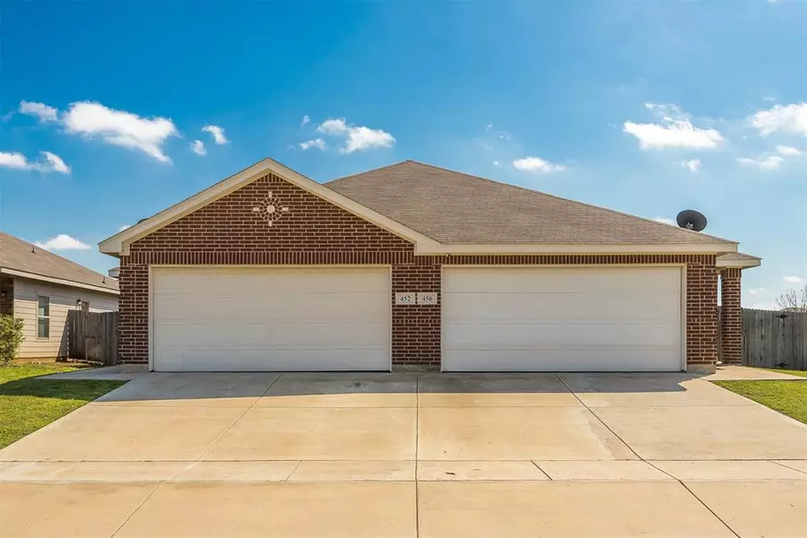 456 Canvas Court, Crowley, TX 76036