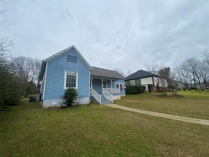 401 E Wright Street, Marshall, TX 75670