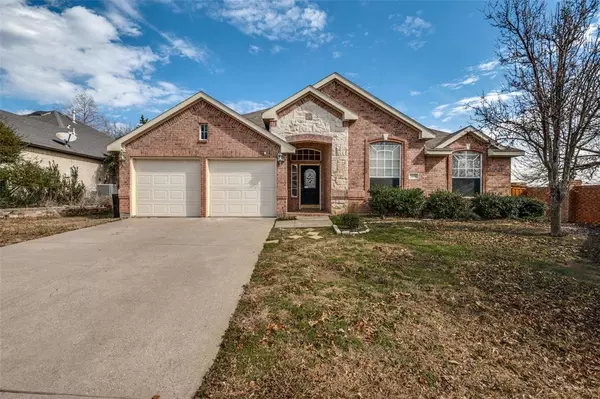 2400 Hillary Trail, Mansfield, TX 76063