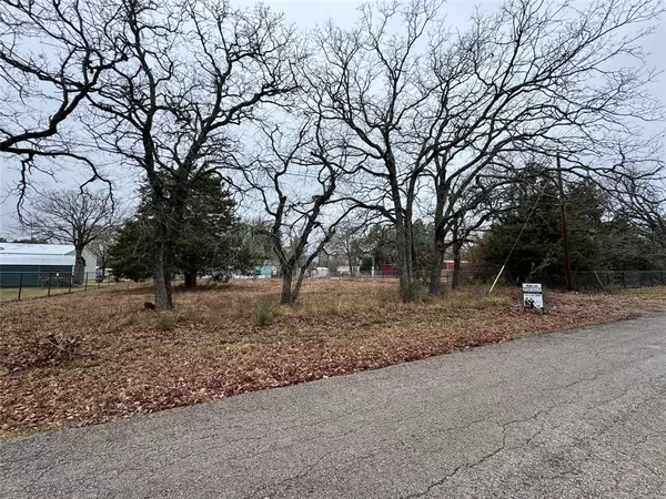 Streetman, TX 75859,325 Sandy Avenue