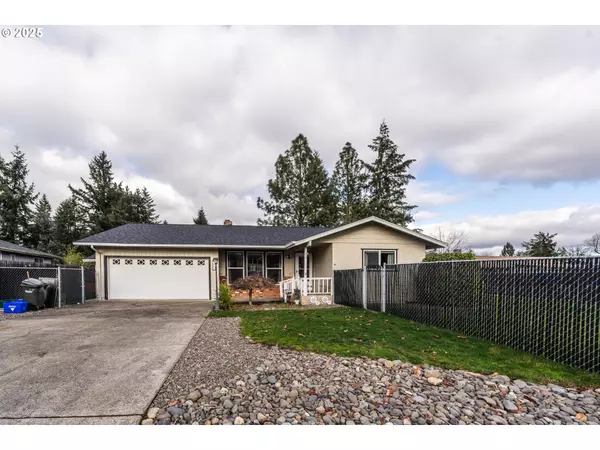 3444 W NORMANDY AVE, Roseburg, OR 97471