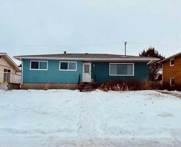 4403 43 ST, Ponoka, AB T4J1B8