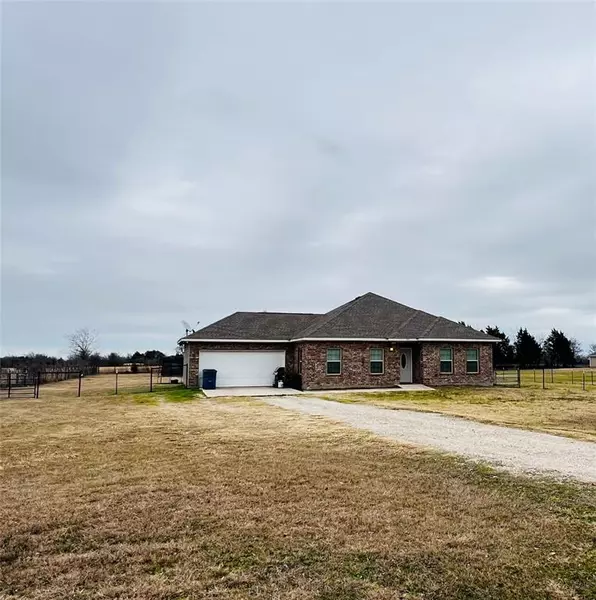 121 Pugh Lane, Corsicana, TX 75109