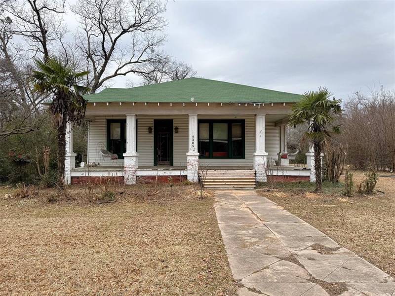 305 Quitman Street, Pittsburg, TX 75686