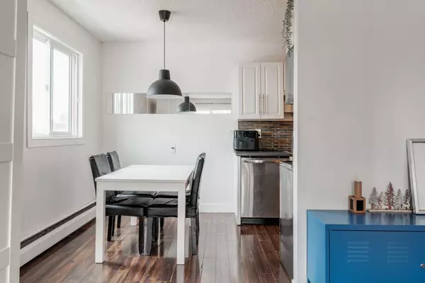 Calgary, AB T2T3T2,2203 14 ST SW #402