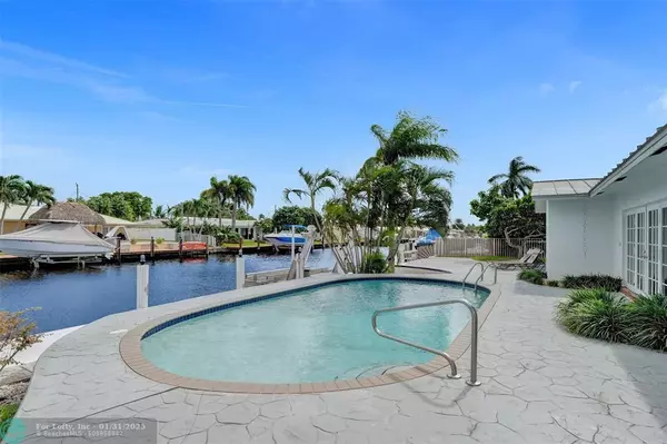 Pompano Beach, FL 33060,650 SE 5th Terrace