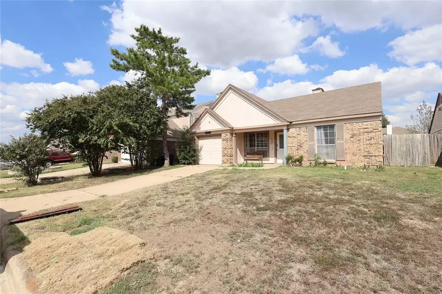 3801 River Birch Road, Fort Worth, TX 76137