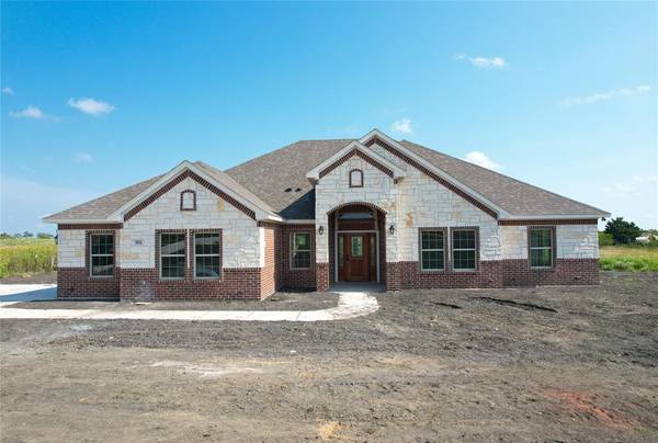 355 Gentry Road, Ennis, TX 75119