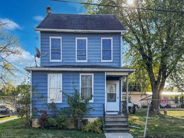 358 Center St #B, Phillipsburg Town, NJ 08865