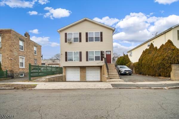 419 Amherst St #1, East Orange City, NJ 07018