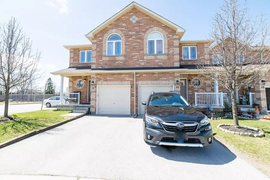 25 Southwoods CRES #., Barrie, ON L4N 9P8