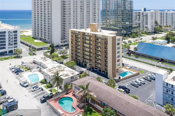 Pompano Beach, FL 33062,801 N Ocean Blvd  #204