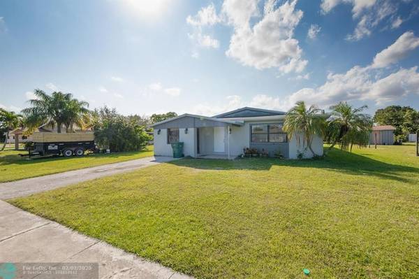 716 NW 7th Ct, Florida City, FL 33034