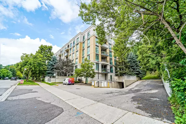 11 William Carson CRES #618, Toronto C12, ON M2P 2G1