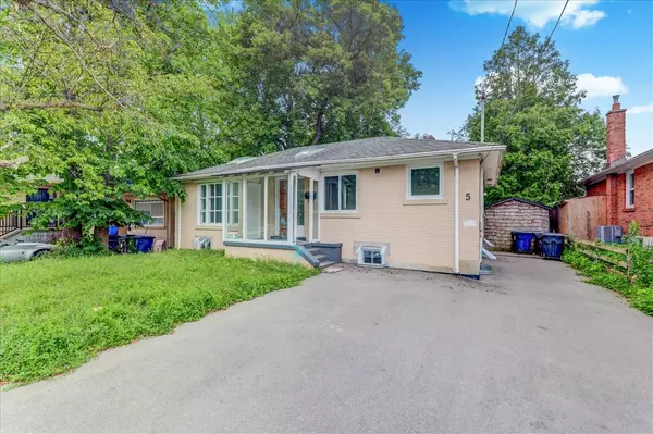 5 Willowlea DR, Toronto E10, ON M1C 1J4