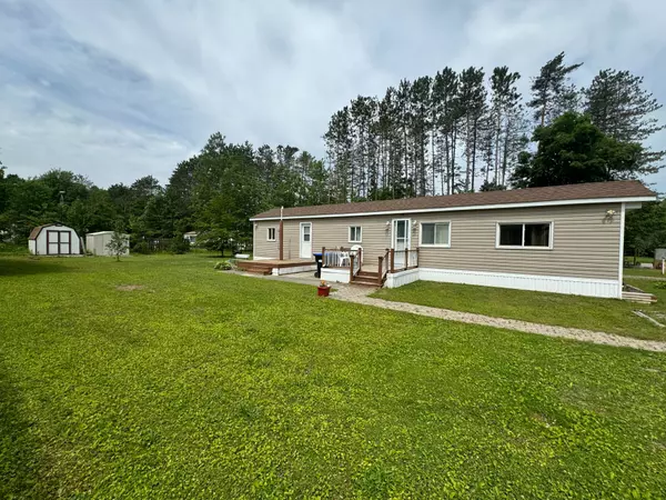 5263 Elliot Side Road #2, Tay, ON L4R 4K3