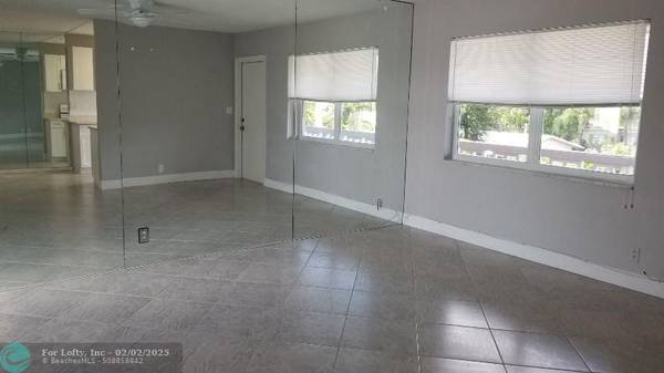 Lauderdale By The Sea, FL 33308,234 Hibiscus Ave  #368