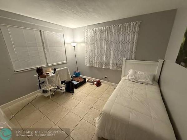 Fort Lauderdale, FL 33308,1801 NE 62nd St  #101