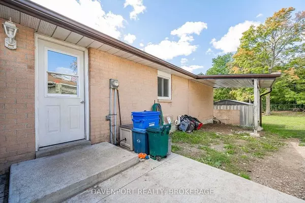 Kitchener, ON N2M 2H6,144 Markwood DR