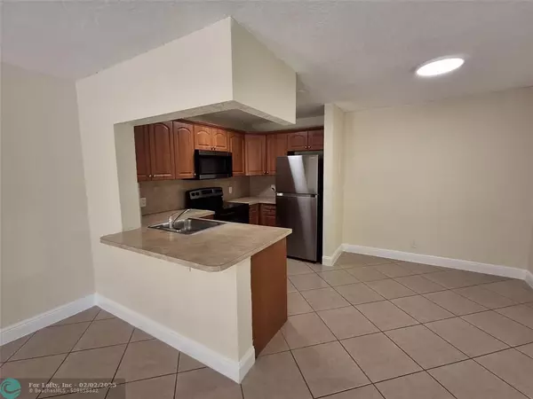 Coral Springs, FL 33065,10922 Royal Palm Blvd  #10922