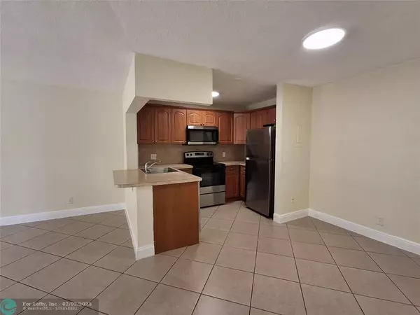 Coral Springs, FL 33065,10922 Royal Palm Blvd  #10922