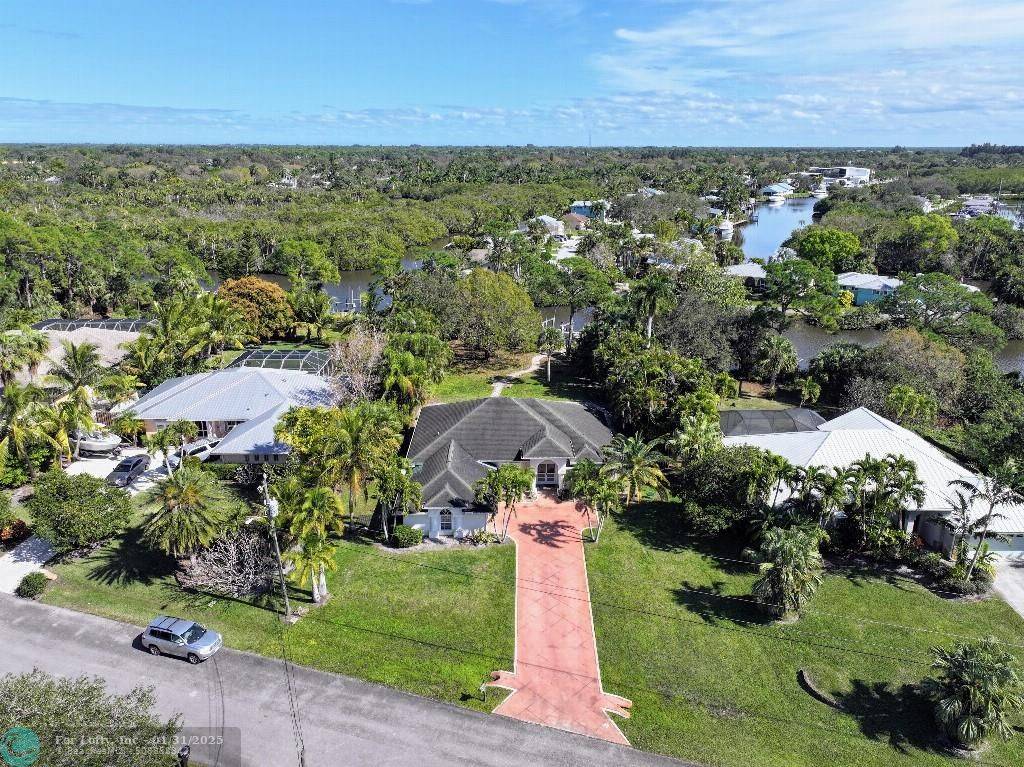 Stuart, FL 34997,1119 SW Blue Water Way