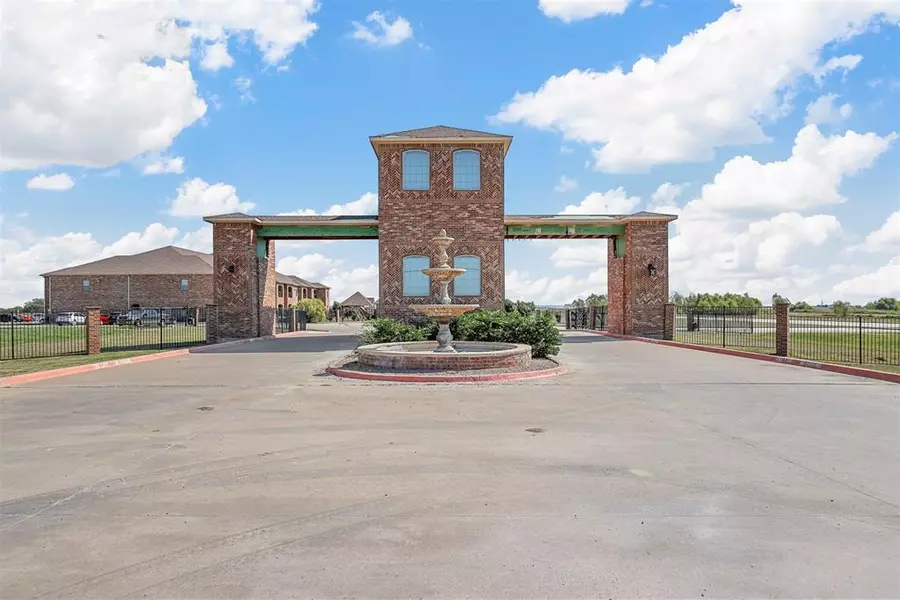 301 County Road 207 #1204, Alvarado, TX 76009