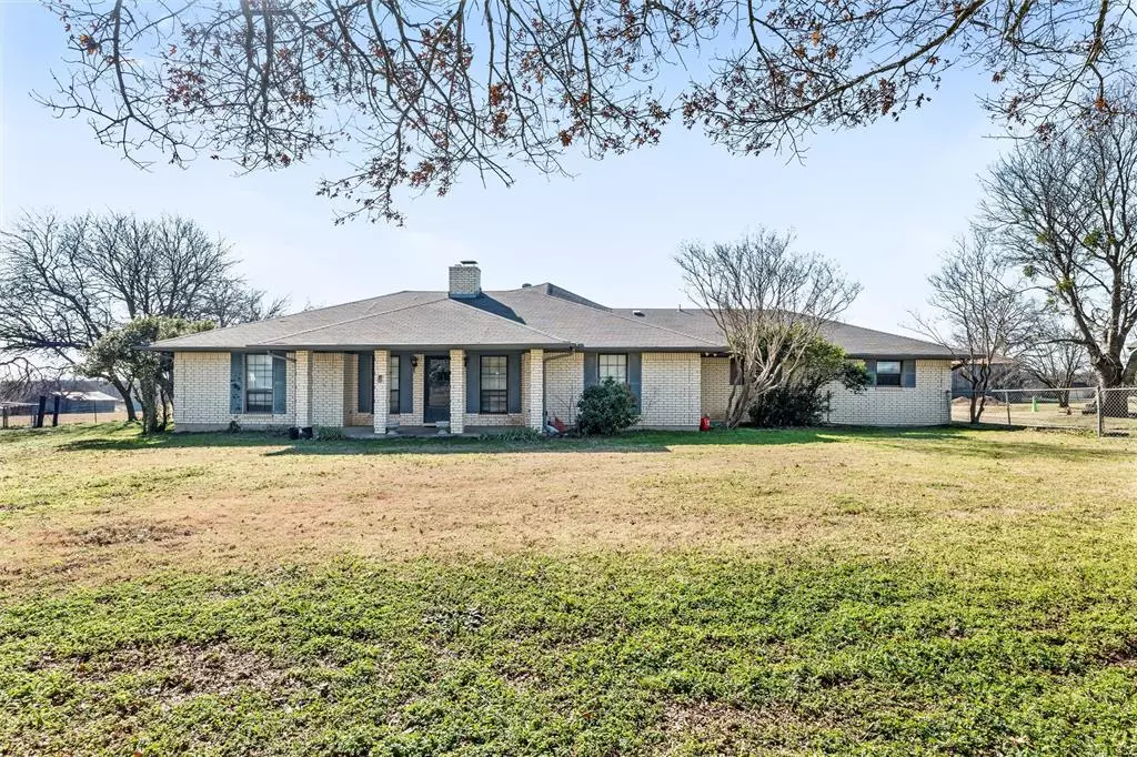 Crowley, TX 76036,1525 Floyd Hampton Road