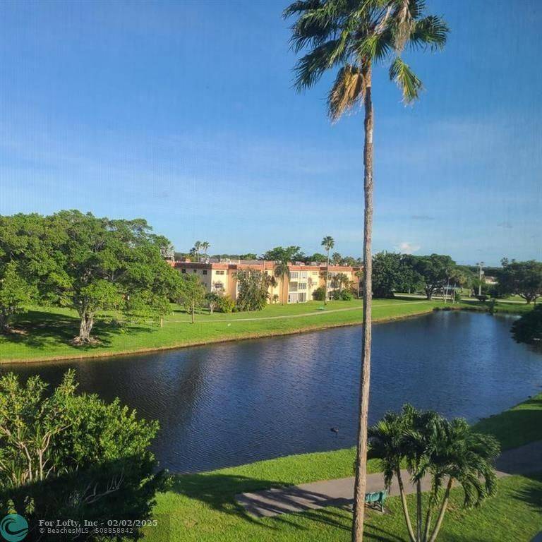 Delray Beach, FL 33446,27 Abbey Lane  #407