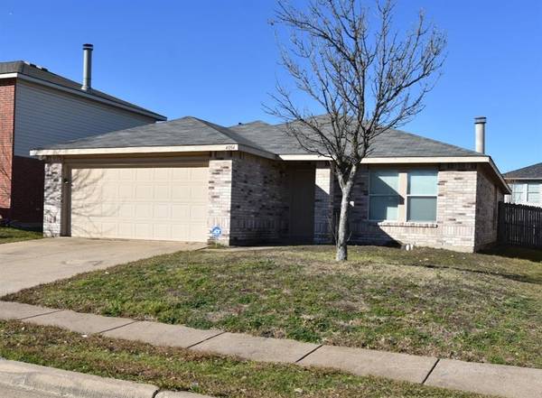 4054 Gray Fox Drive, Fort Worth, TX 76123