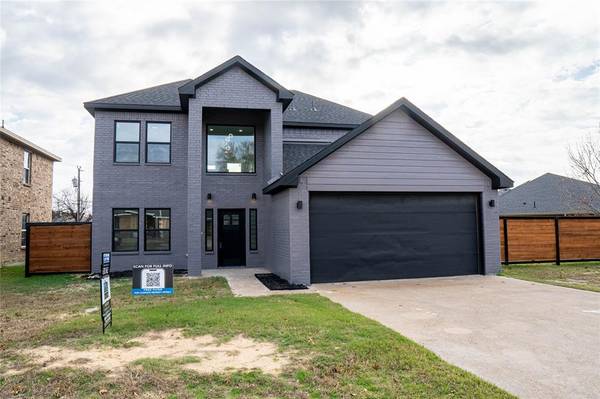 2134 Trishia Lane, Glenn Heights, TX 75154