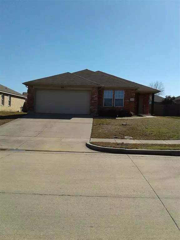 1810 Millbrook Drive, Midlothian, TX 76065