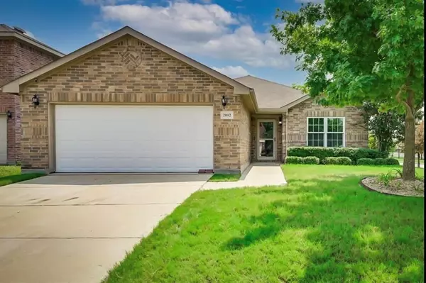 2002 Kingsbridge Drive, Heartland, TX 75126