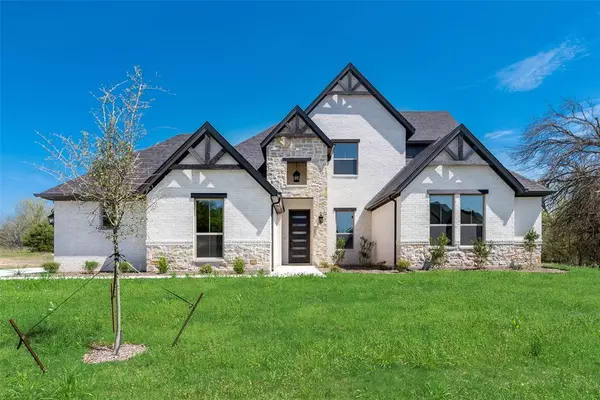 7148 Heathington Court, Granbury, TX 76049