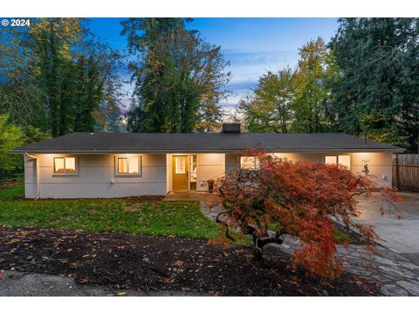 2524 SW MOSSY BRAE RD, West Linn, OR 97068