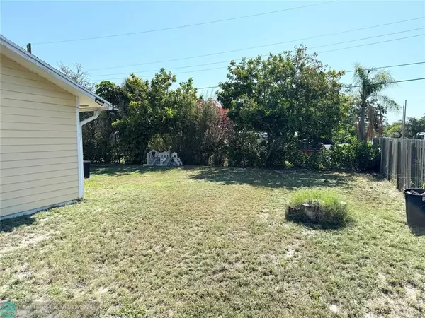 Jensen Beach, FL 34957,2703 NE Spruce Ridge Ave