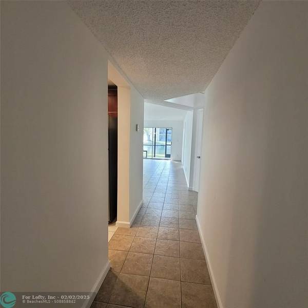 8010 Colony Cir  #102, Fort Lauderdale, FL 33321