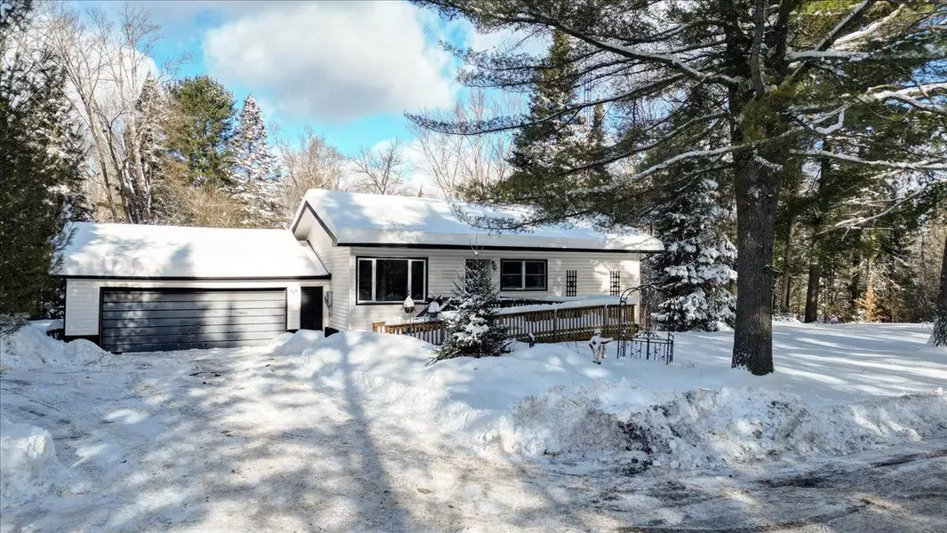 131 McFadden RD, North Kawartha, ON K0L 1A0