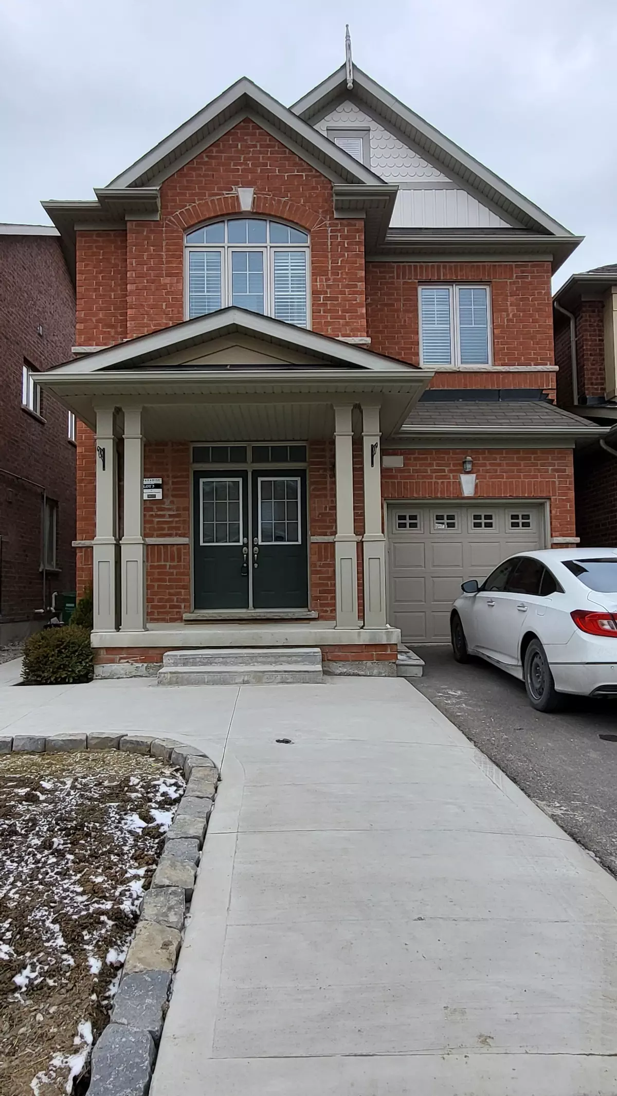 Brampton, ON L7A 4C3,9 Humberstone CRES