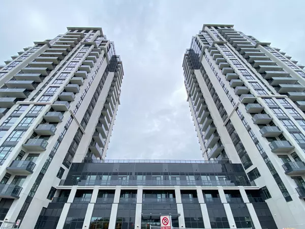 Mississauga, ON L5A 4L4,202 Burnhamthrope ST E #1210