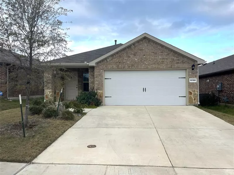 3729 Pronghorn Lane, Crandall, TX 75114