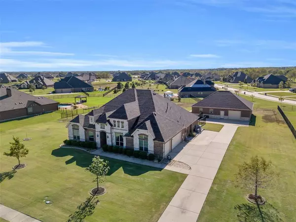 402 Cattle Barron Drive, Mclendon Chisholm, TX 75032