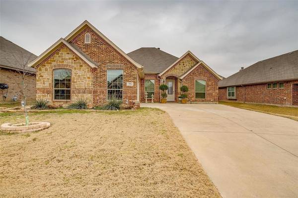 508 Sky View Court, Burleson, TX 76028