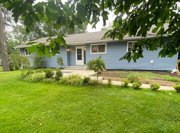 105 Fredrick ST E, Bracebridge, ON P1L 0A1