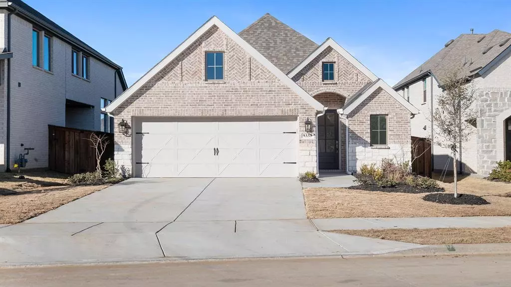 9333 Buckeye Bend, Oak Point, TX 75068